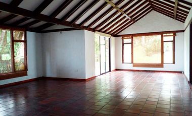 PR16988 Casa comercial en arriendo en Escobero