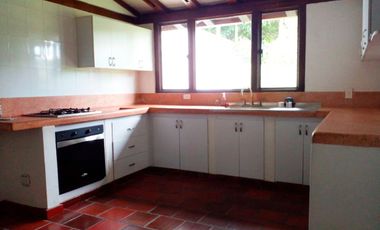 PR16988 Casa comercial en arriendo en Escobero