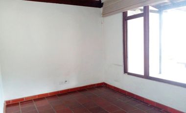 PR16988 Casa comercial en arriendo en Escobero