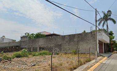 CASA EN TRES DE MAYO, CUERNAVACA, MORELOS.