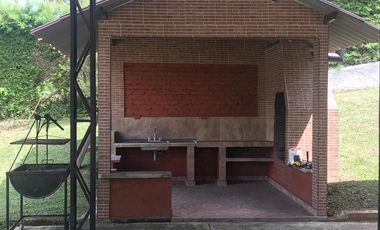 VENDO CASA CAMPESTRE LAGO CALIMA