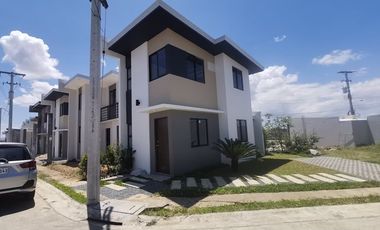New model of house and lot very affordable