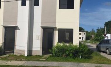 NEAR RFO 2-STOREY TOWNHOUSE FOR ONLY 5K TO RESERVE A UNIT AT WESTDALE VILLAS-TANZA – MINIMUM WAGE EARNER CAN AVAIL