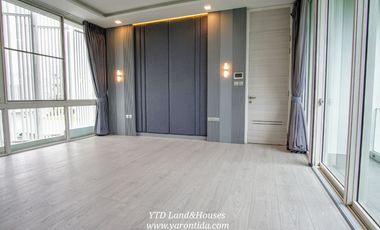 For Sale Super Luxury, Modern Minimal house at VIVE Bangna 52 M.THB