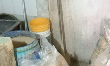 SE VENDE TERRENO CON LOCAL EN LOMAS DE CASABLANCA