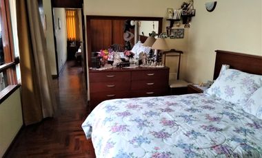 SURCO VENTA CASA * AT: 304.00 M2 *AC: 378.00 M2 - 2 PISOS + AIRES  7 DORM 8 BAÑOS 2 COCHERAS