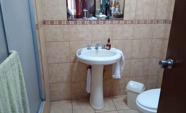 SURCO VENTA CASA * AT: 304.00 M2 *AC: 378.00 M2 - 2 PISOS + AIRES  7 DORM 8 BAÑOS 2 COCHERAS