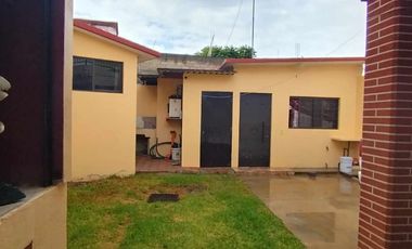 CASA EN VENTA SAN FELIPE DEL AGUA EN ESQUINA ZONA NORTE DE LA CD. OAXACA