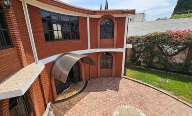 CASA EN VENTA SAN FELIPE DEL AGUA EN ESQUINA ZONA NORTE DE LA CD. OAXACA