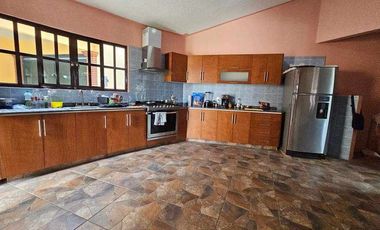 CASA EN VENTA SAN FELIPE DEL AGUA EN ESQUINA ZONA NORTE DE LA CD. OAXACA