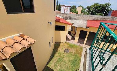 CASA EN VENTA SAN FELIPE DEL AGUA EN ESQUINA ZONA NORTE DE LA CD. OAXACA