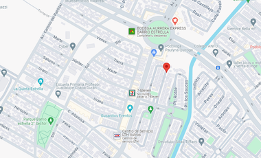 SF-  CASA EN VENTA EN LAS PLAZAS