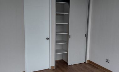 Arriendo dpto frente a Univ Sta María  2d-2b