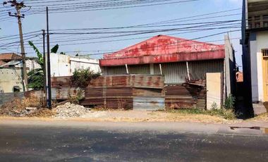 Dijual Tanah dan Bangunan ex Dealer Sepeda Motor di JL Raya Driyorejo Gresik