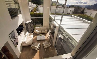 VENTA DE CASA DE 254m2 EN CONJUNTO CERRADO EN LA FLORIDA, MANIZALES CALDAS