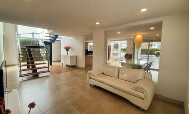 VENTA DE CASA DE 254m2 EN CONJUNTO CERRADO EN LA FLORIDA, MANIZALES CALDAS