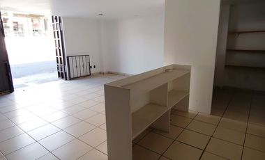 EN VENTA EDIFICIO CON MAGNIFICA UBICACION EN ESQUINA EN CUERNAVACA, MORELOS.