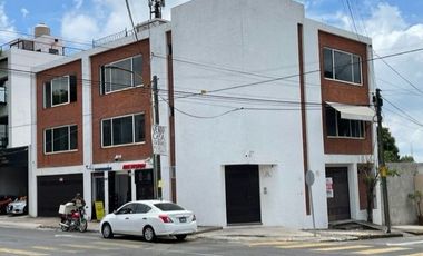 EN VENTA EDIFICIO CON MAGNIFICA UBICACION EN ESQUINA EN CUERNAVACA, MORELOS.