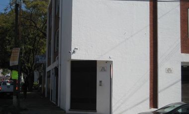 EN VENTA EDIFICIO CON MAGNIFICA UBICACION EN ESQUINA EN CUERNAVACA, MORELOS.