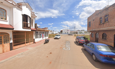 !! GRAN OPORTUNIDAD DE INVERSION !! HERMOSA Y AMPLIA CASA EN LA MEJOR ZONA DE ARANDAS JALISCO