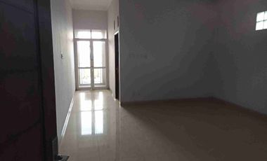 Disewakan ruko strategis jalan veteran purwakarta cocok toko usaha kantor