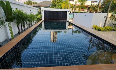Trade Everyday Stresses for Endless Ocean Breezes, 2-storey, 4 bed, 3 bath villa near the sea. This spacious haven awaits, yours for only 7.25 Mil. (P