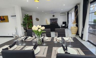 Trade Everyday Stresses for Endless Ocean Breezes, 2-storey, 4 bed, 3 bath villa near the sea. This spacious haven awaits, yours for only 7.25 Mil. (P