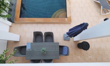 Trade Everyday Stresses for Endless Ocean Breezes, 2-storey, 4 bed, 3 bath villa near the sea. This spacious haven awaits, yours for only 7.25 Mil. (P