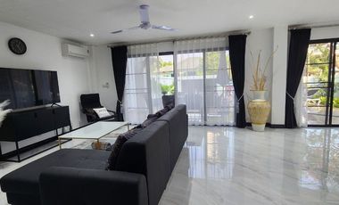 Trade Everyday Stresses for Endless Ocean Breezes, 2-storey, 4 bed, 3 bath villa near the sea. This spacious haven awaits, yours for only 7.25 Mil. (P