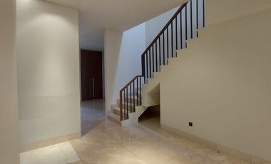 Rumah Baru Mewah Modern Siap Huni Area Kemang Jakarta Selatan