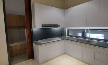 Rumah Baru Mewah Modern Siap Huni Area Kemang Jakarta Selatan