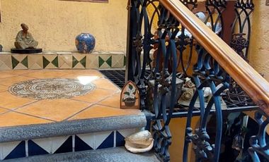 Casa en VENTA, con arquitectura de los años 70s | Ajusco | Terreno 410 M2