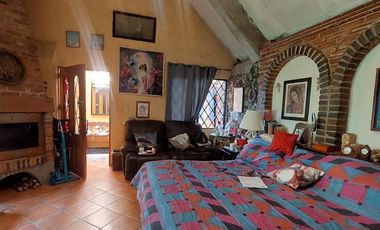 Casa en VENTA, con arquitectura de los años 70s | Ajusco | Terreno 410 M2