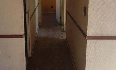 depto 3 Dormitorios, 2 baños piso 5 sin asensor, terraza, buena conectividad