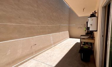 Hermosa casa con amplio jardín