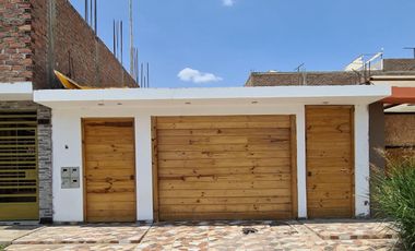 Venta De Ocasión Casa De 120 M2 En La Estancia De Santa Maria De Menorca - Ica