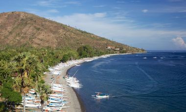 Absolute Beachfront Commercial Zoning Freehold Land of 2,770 Sqm with 65 meter wide beachfront In Amed