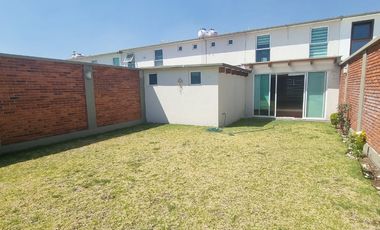 CASA EN RENTA FRACC. BOSQUE DE LAS FUENTES CALIMAYA A 13 MINUTOS GALERIAS METEPEC