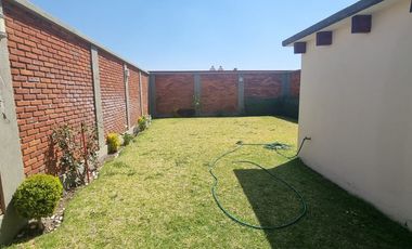 CASA EN RENTA FRACC. BOSQUE DE LAS FUENTES CALIMAYA A 13 MINUTOS GALERIAS METEPEC