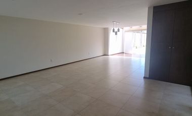 CASA EN RENTA FRACC. BOSQUE DE LAS FUENTES CALIMAYA A 13 MINUTOS GALERIAS METEPEC