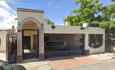 Casa en venta en Villa Guadalupe Hermosillo (No Creditos)