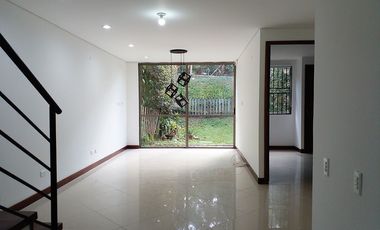 PR21346 Casa en arriendo en el sector Loma del Atravezado