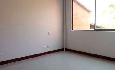 PR21346 Casa en arriendo en el sector Loma del Atravezado