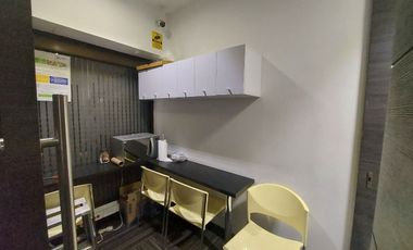 PR16858 Oficina Amoblada en venta en el sector Laureles, Medellin