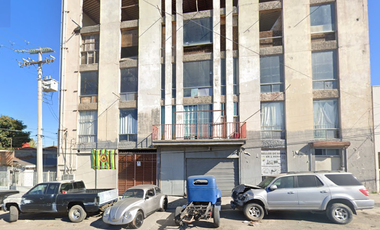 SE VENDE EDIFICIO /COPROPIEDAD 50%