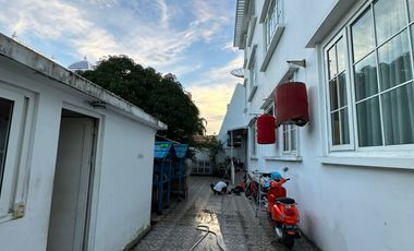 Dijual Rumah Bagus di PIK Camar Semifurnished 3 Lt Ada Lift