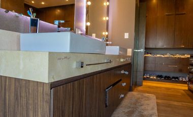 Exclusivo PentHouse en Venta en La Vista Country Club