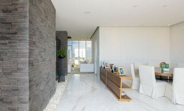 Exclusivo PentHouse en Venta en La Vista Country Club