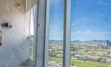 Exclusivo PentHouse en Venta en La Vista Country Club