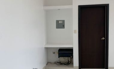 ALQUILO AMPLIA CASA EN SAMBORONDÓN - 1 DORMITORIO EN LA PLANTA BAJA